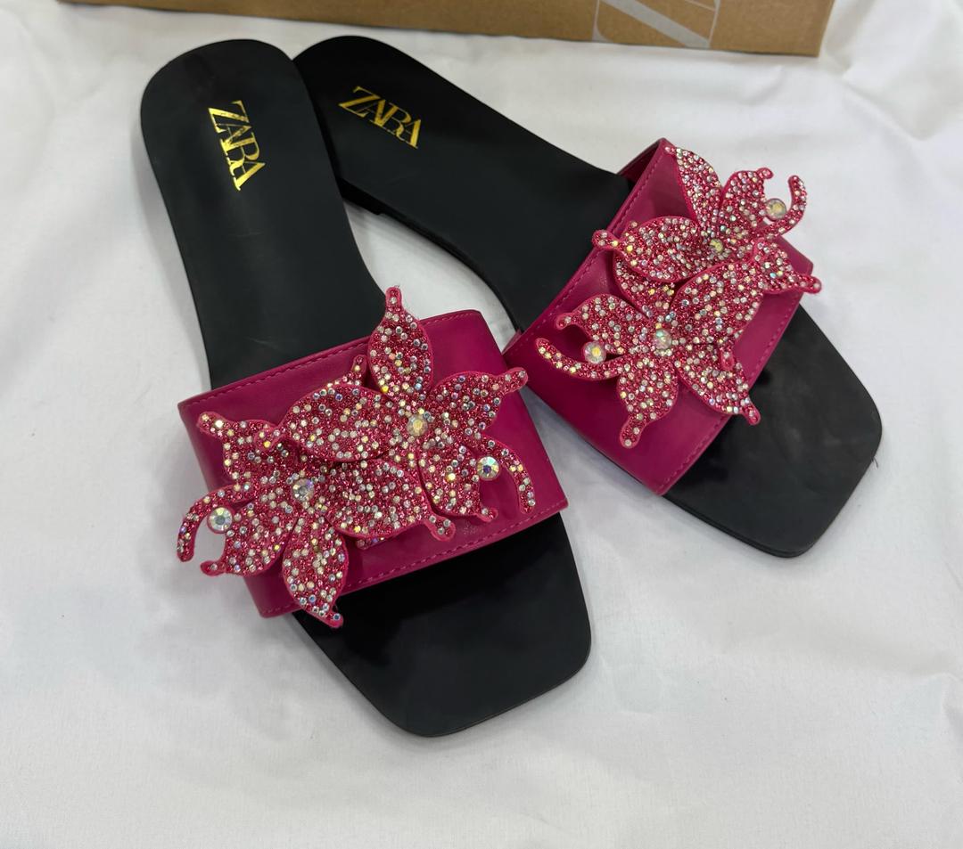 Sandales Élégantes à Strass – Brillance et Confort