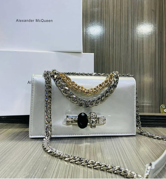Sac à main de luxe style rock chic