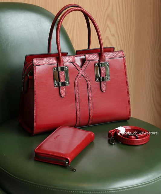 Sac à Main de Luxe avec Détails Texturés
